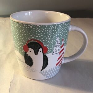 Starbucks 12 oz. Penguin  Earmuffs Snow Coffee Christmas mug